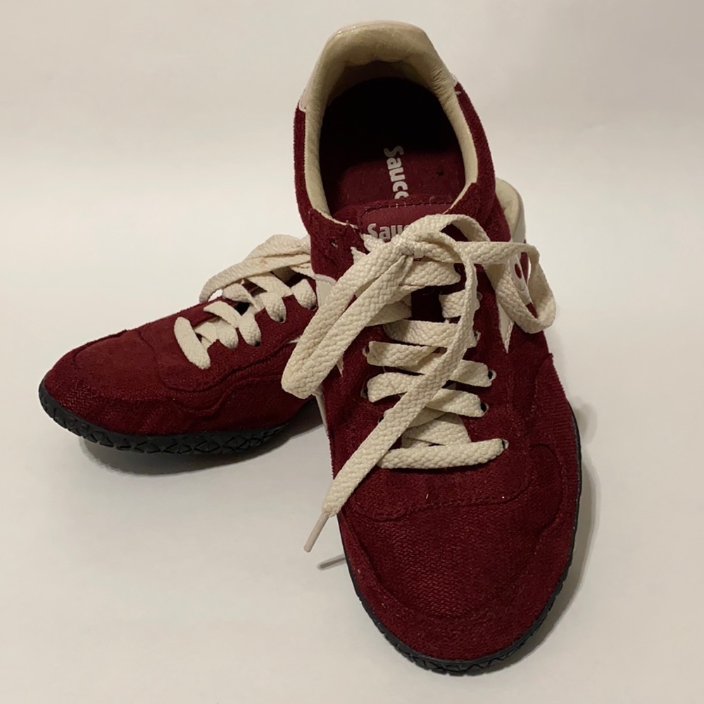 Saucony Bullet Sneakers, Burgundy and Cream, Women’s Size 6